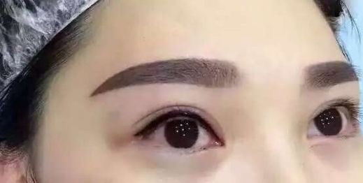 轻松解决雾眉边框太死板的问题!_眉头