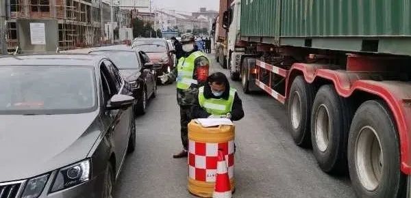 志愿有爱战疫有我丨扬州青年志愿者在行动