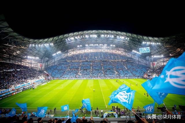 马赛队主场韦洛德罗姆球场马赛是法国的第二大城市,马赛队成立于1899