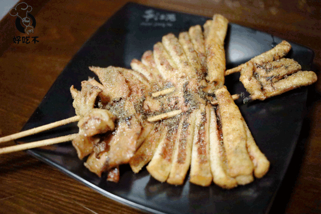 藏不住了bk最具江湖气的烧烤新店脸大鱿鱼55烤鸭脖惊爆味蕾