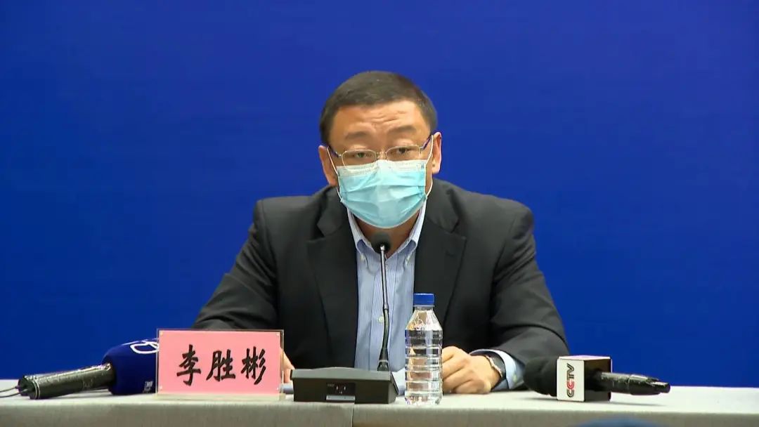 省外事办公室副主任 李胜彬为在疫情较重国家和地区黑龙江省籍公民及