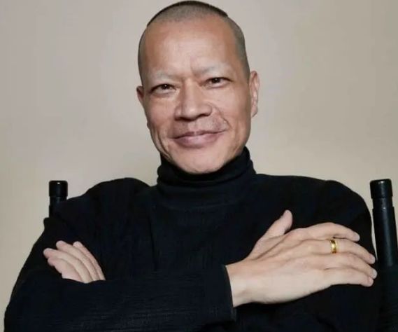 不想将秘密带入棺木香港四大癫王洪朝丰宣布出柜后再曝与刘銮雄前妻旧