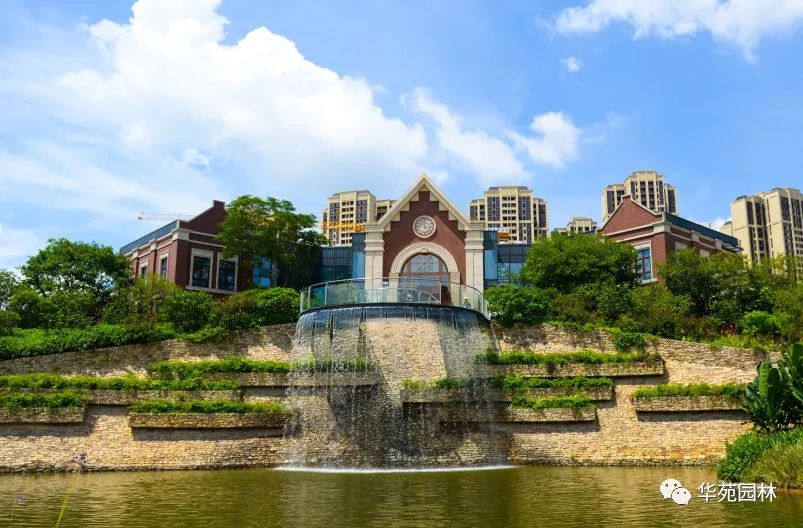 湖深圳金地天悦湾深圳天悦湾(又名塞拉维花园)位于深圳鹭湖国际墅区