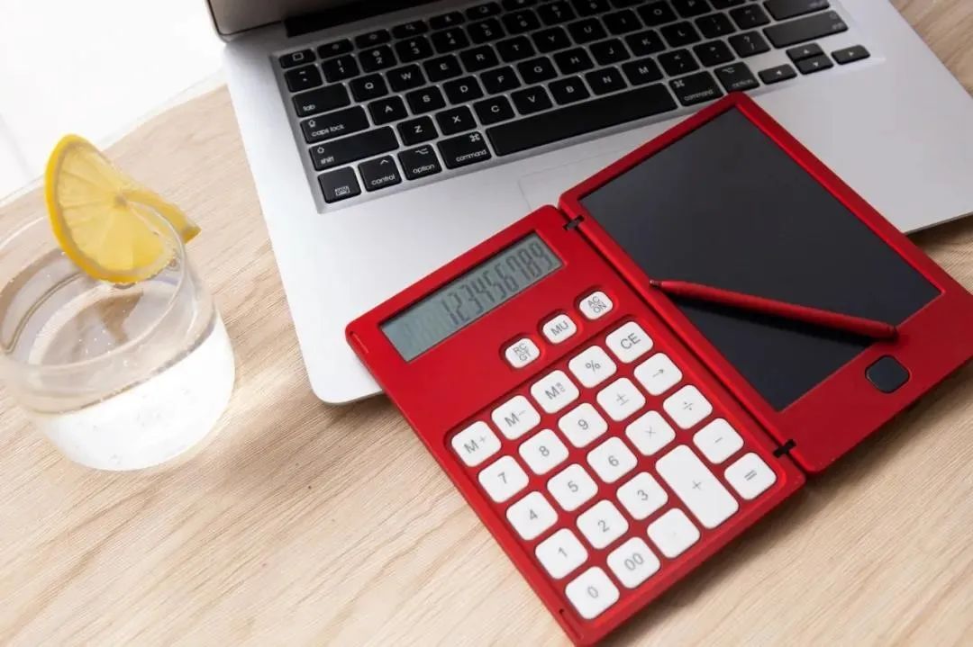 成熟好用的办公软件,如钉钉,腾讯会议,字节跳动飞书及华为云welink等