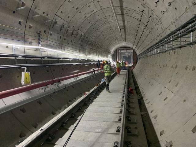 人勤春早不误时,成都地铁8号线一期供电系统"大干120天"_施工