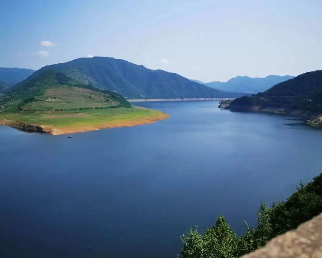 国道丹阿线三道沟至错草段建设项目复工啦