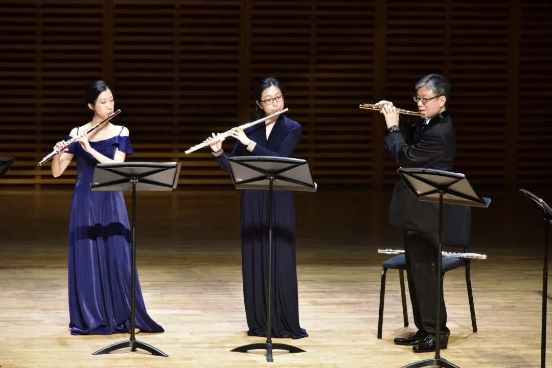 线上观演艺术相伴系列第二十一期长笛家族乐缤纷香港非凡长笛合奏团