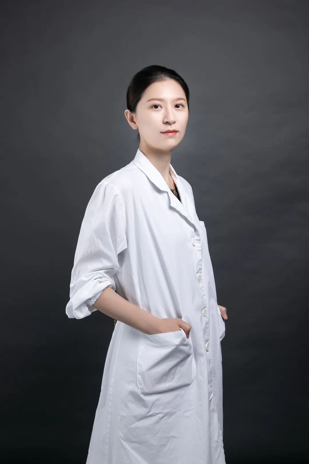 我们想对您说姓名:王玮年龄:36岁职称:主治医师职务:心内科医生王玮是