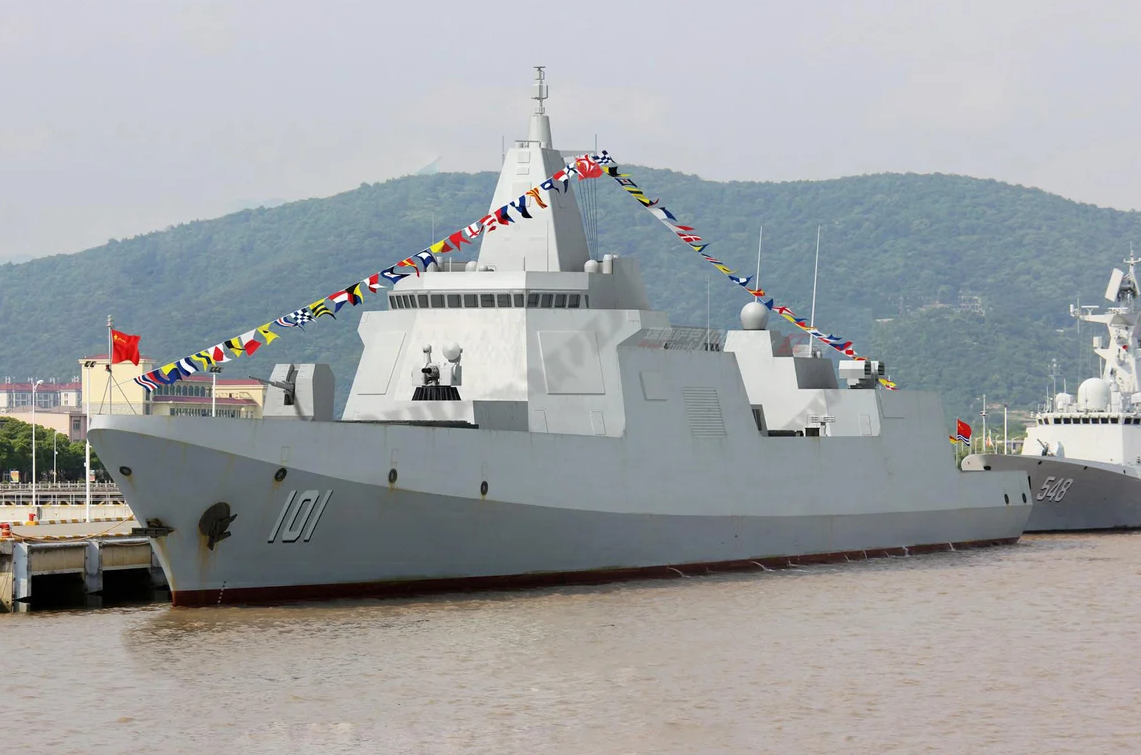 强悍055型驱逐舰拥有全球一流综合电推持续航行10000海里