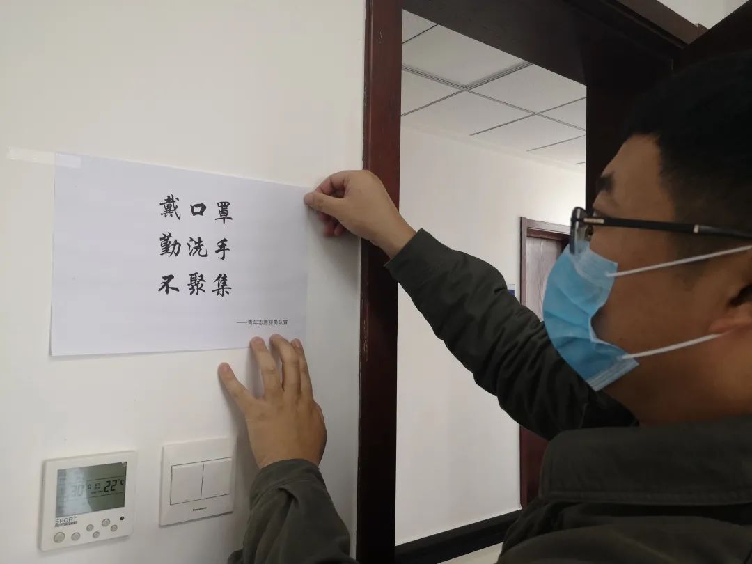 大强爱拍照
