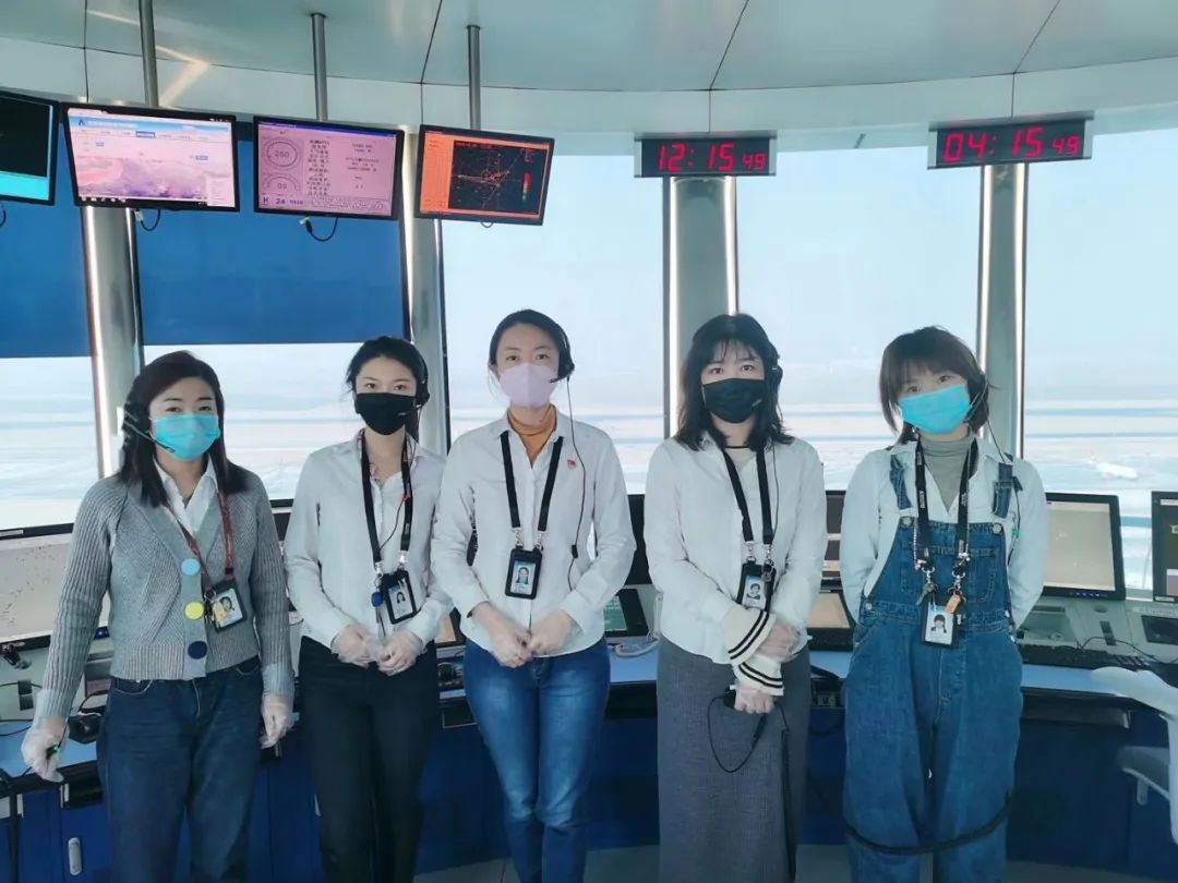 巾帼在岗 | 攻"冠"战役 巾帼不让须眉_空管