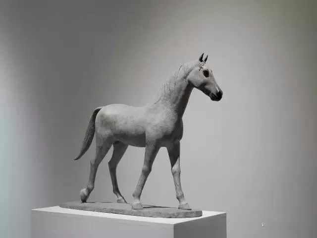 雕塑家霍波洋在作品里注入主观精神和自身风格