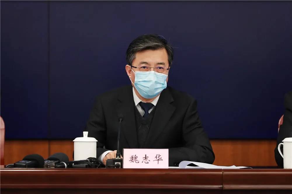 山西广播电视台新闻中心记者:省委宣传部副部长省政府新闻办主任 张羽