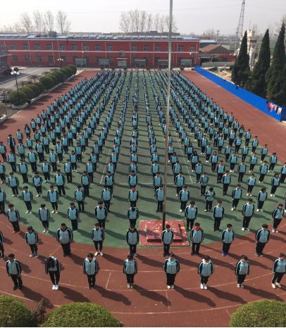 鱼台县福田中学是经过济宁市教育局批准,山东省教育厅备案,鱼台县教体