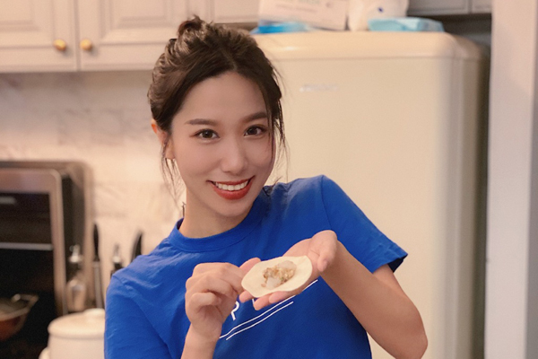 李蠕蠕在某网络平台上发布了自导自演得小视频,没