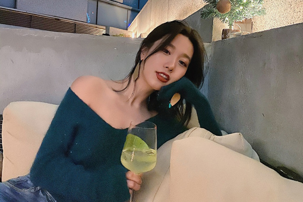 tvb配音网红小姐姐李蠕蠕怎么火了配音和穿搭同样惊艳