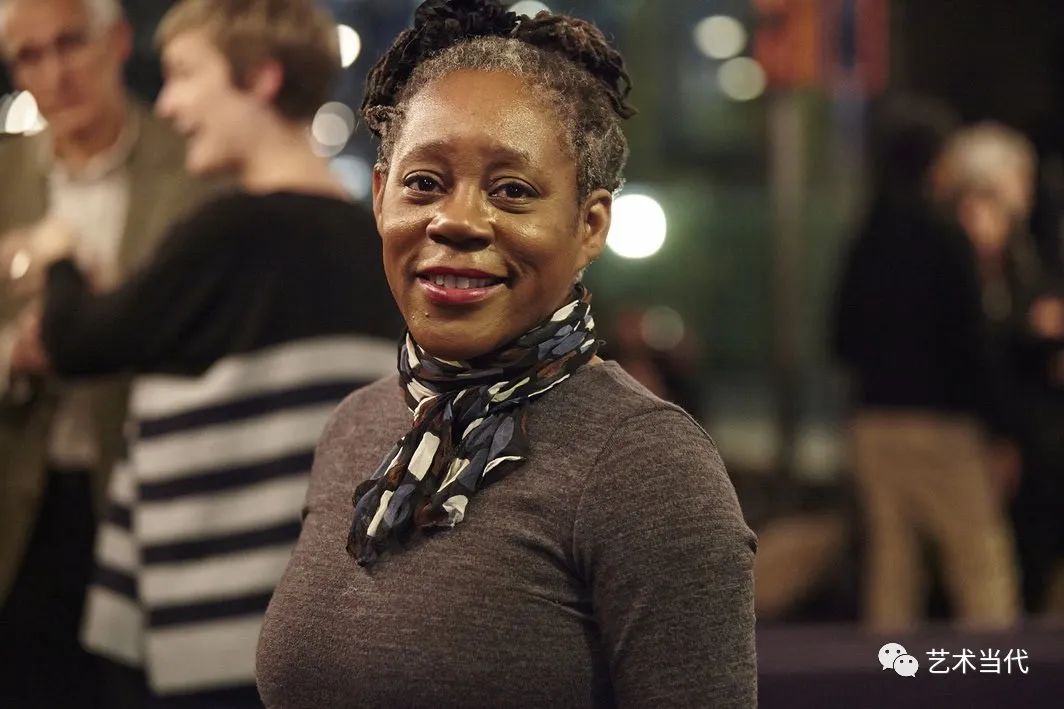 索尼娅·博伊斯英国文化协会宣布,艺术家索尼娅·博伊斯(sonia boyce)