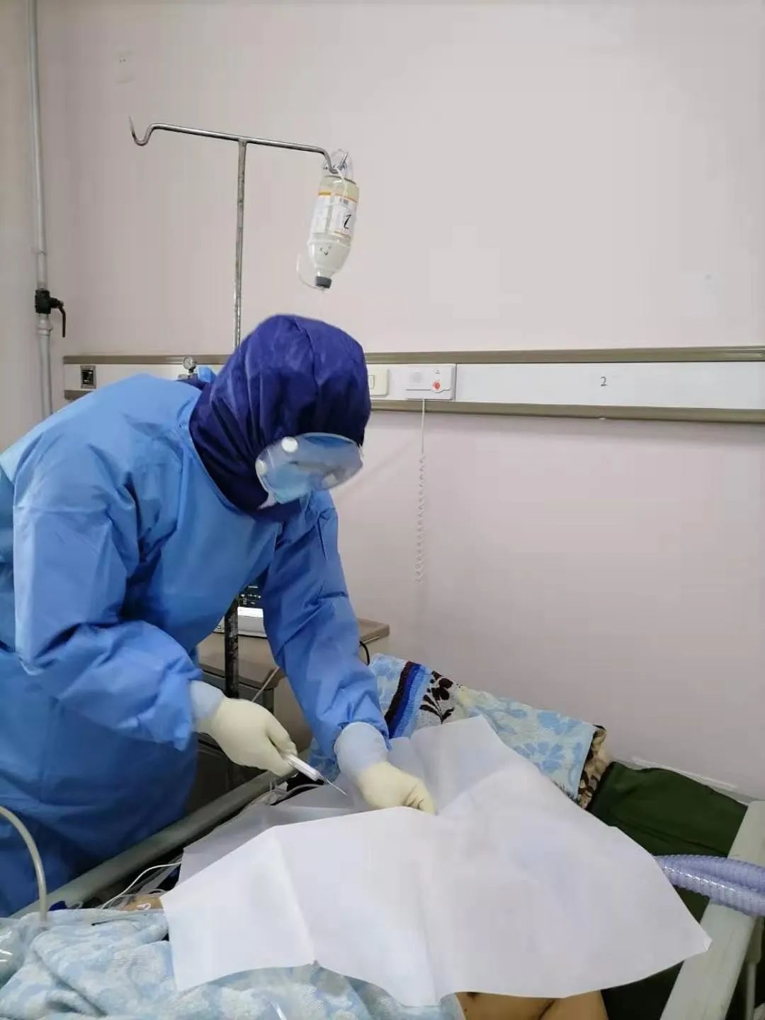 坚守初心科学施救战胜病魔