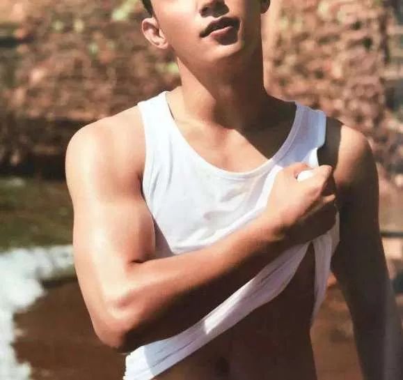 天啦30天已经换了20个男朋友了