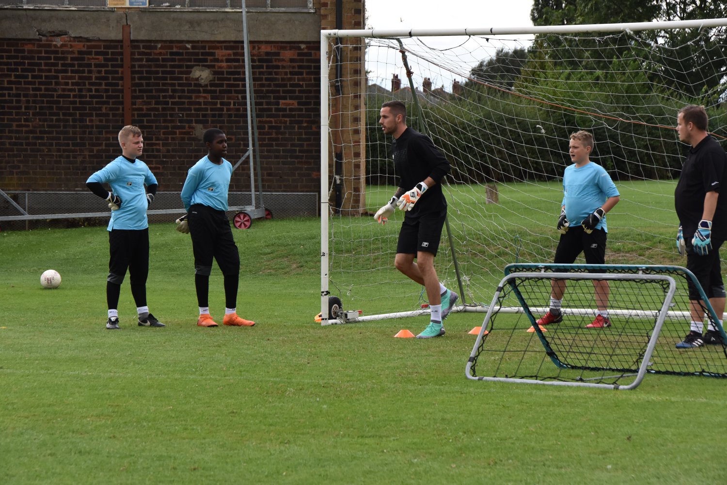 守门员:儿童和青少年的力量训练_杠铃
