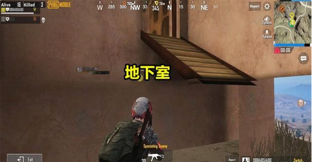 沙漠地图野区这个资源点有个地下室!