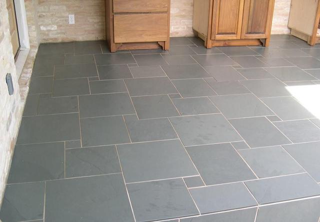 为什么农村盖房一楼地面都不贴瓷砖?这4个原因,我现在算明白了_水磨石