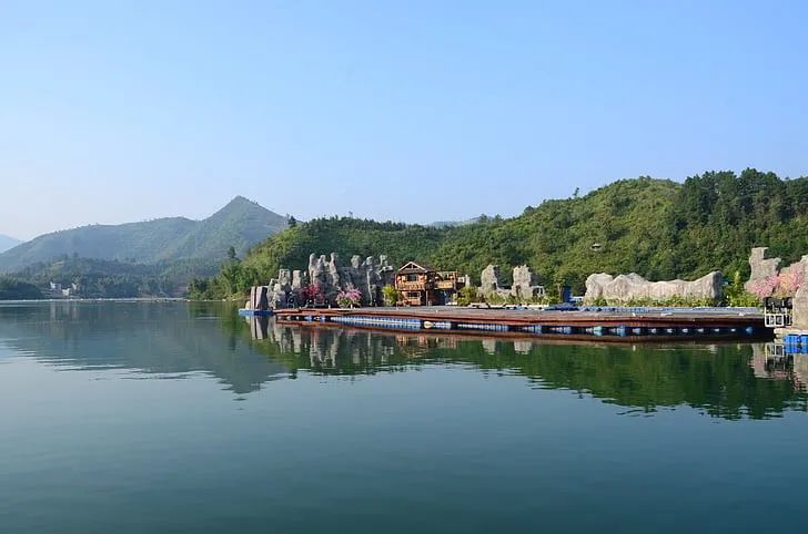 在峙山公园,寻一场春色示意图 | 图片来源于网络