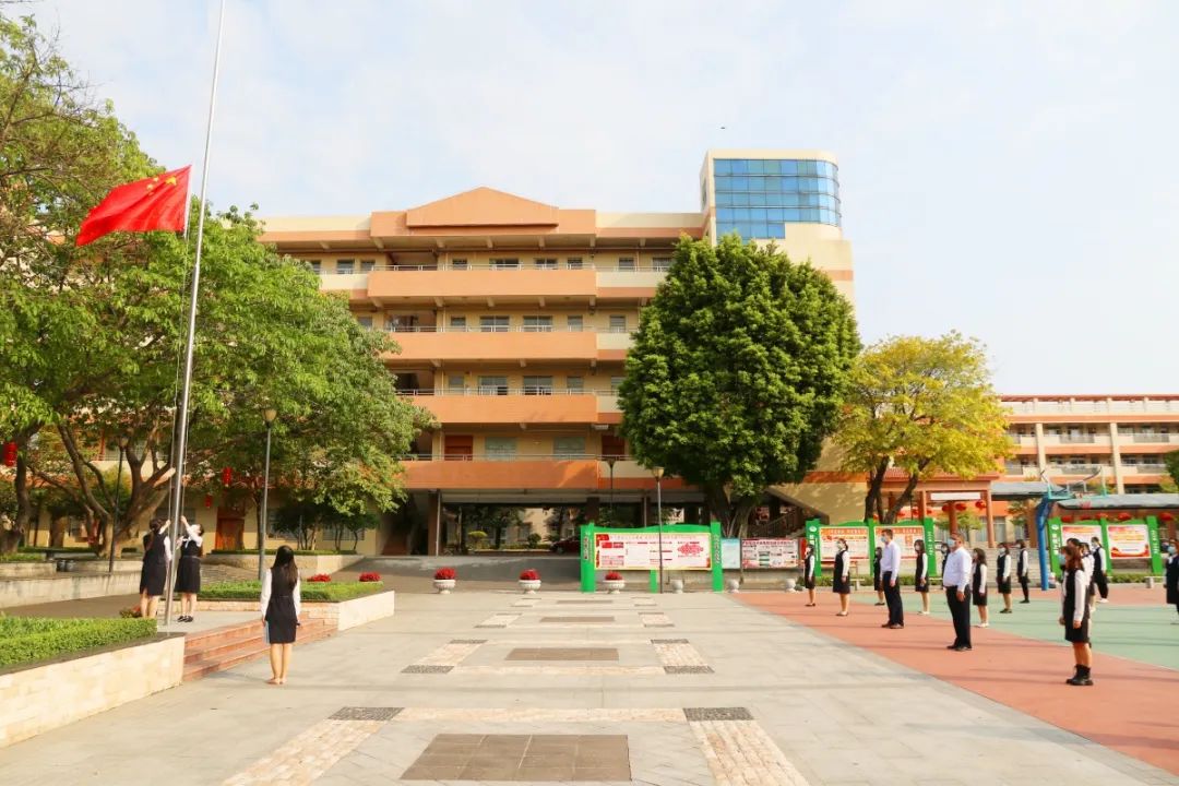 麻奢小学03▲别样的开学典礼一样的浓浓爱国情开学典礼上,旗峰小学