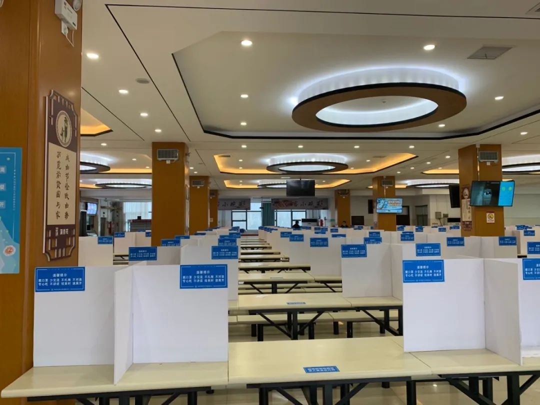 河南中医药大学食堂硬核防控超给力