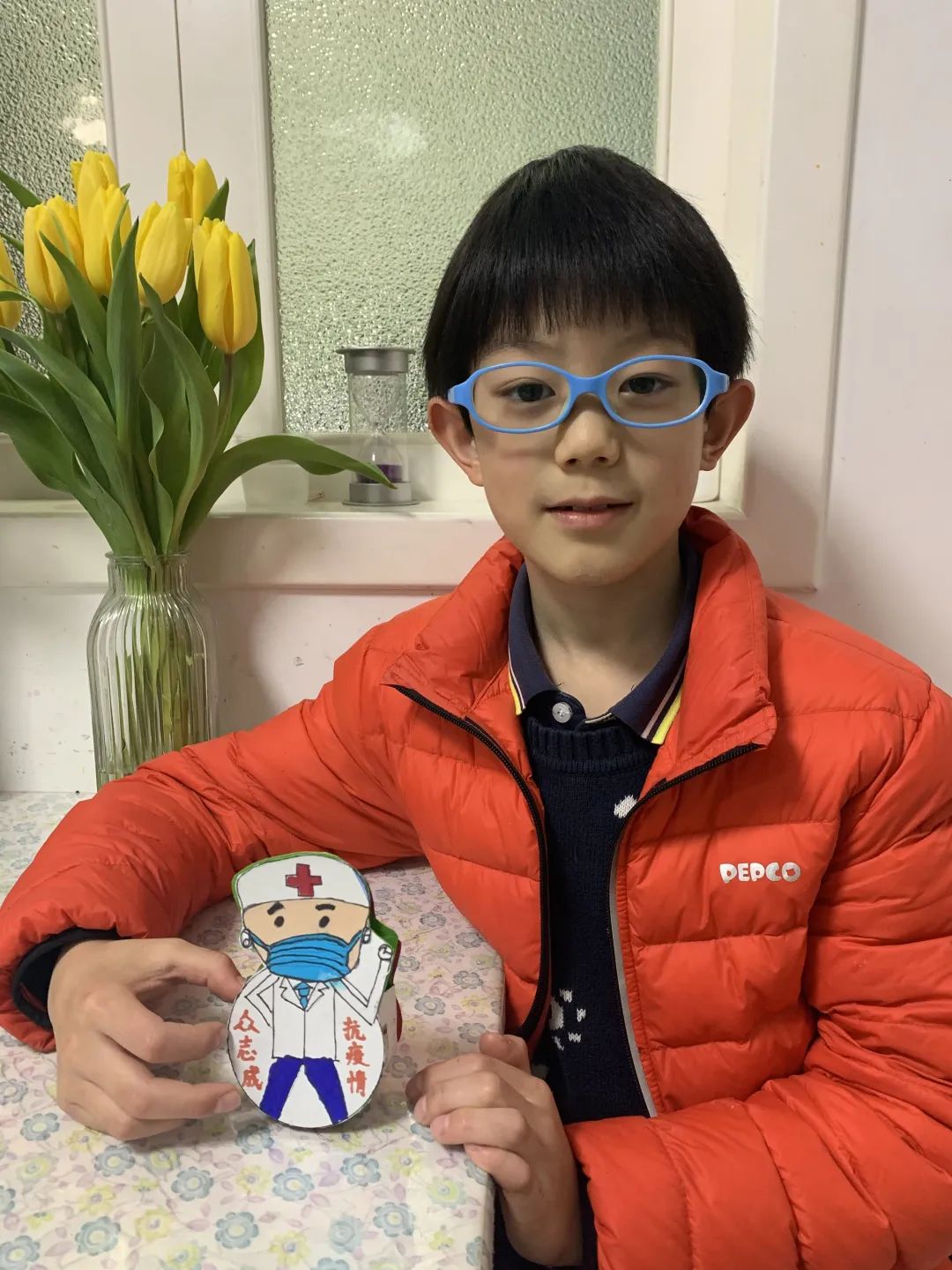 央小战疫萌学园居家时光科艺pbl成果战疫英雄不倒翁