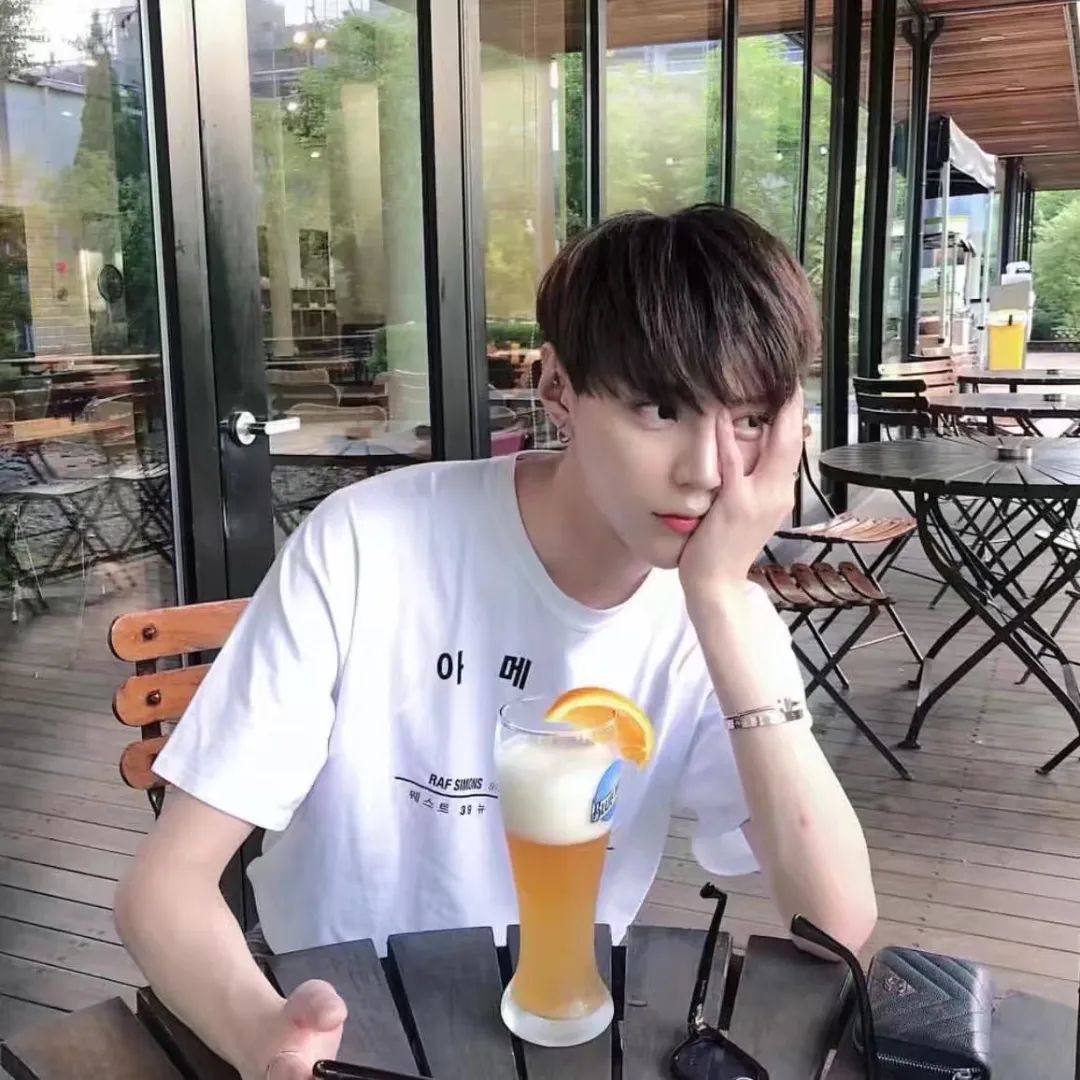 小哥哥头像 来自搜狐网