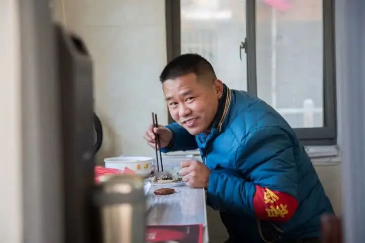 上阵父子兵,勇父有麟儿!这只是个平凡的故事.