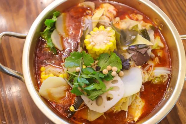 四川老板开的店告诉你什么是真正的冒菜