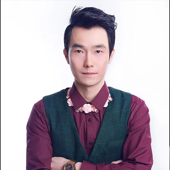 呼德勒刘福洋刘芳张珊珊张娅姝(以下排名不分先后)公 益 舞 者towe