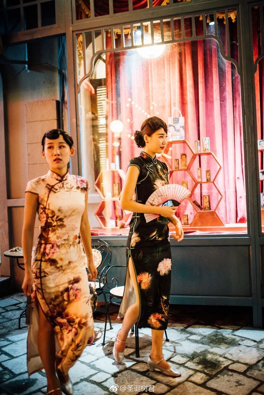 静默成诗穿过岁月邂逅旗袍品读老香港的花样年华