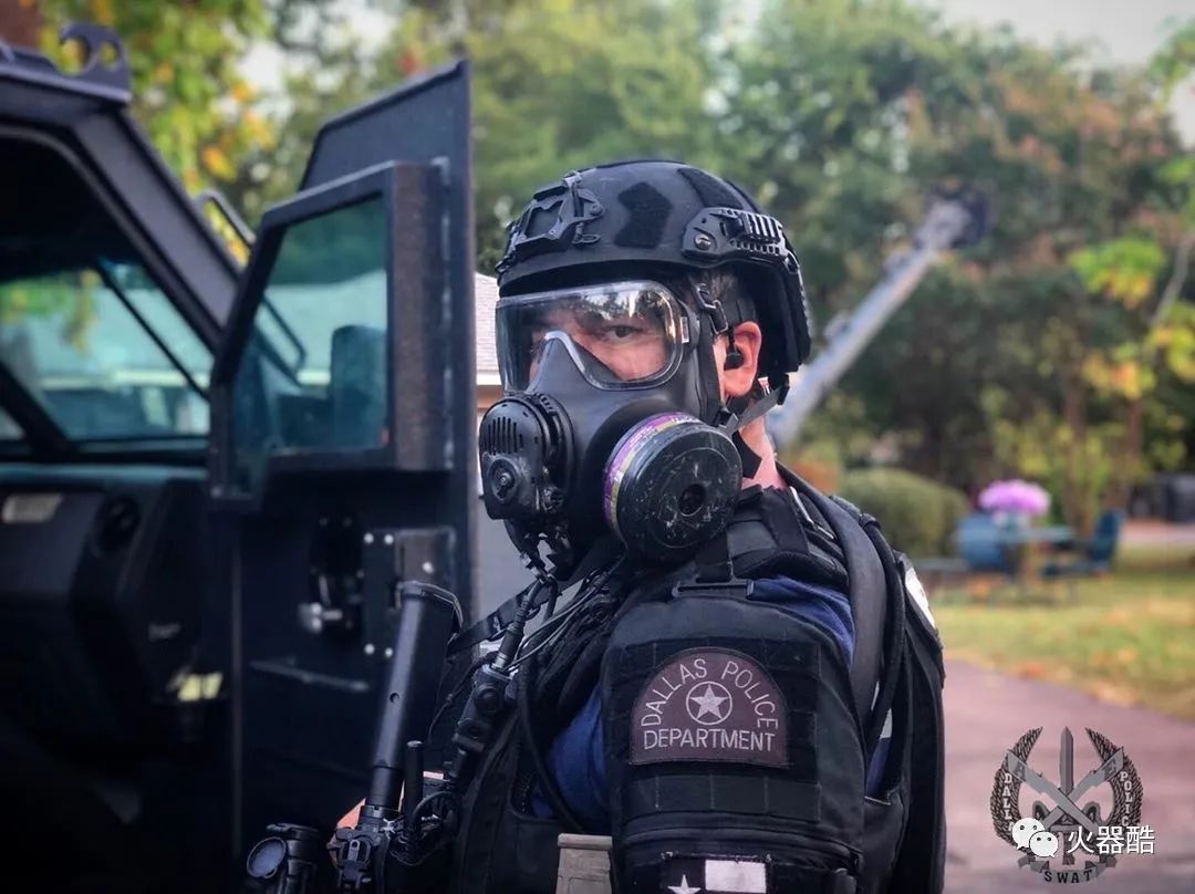【挥洒过汗水才能说战则有备】达拉斯警局swat训练美图