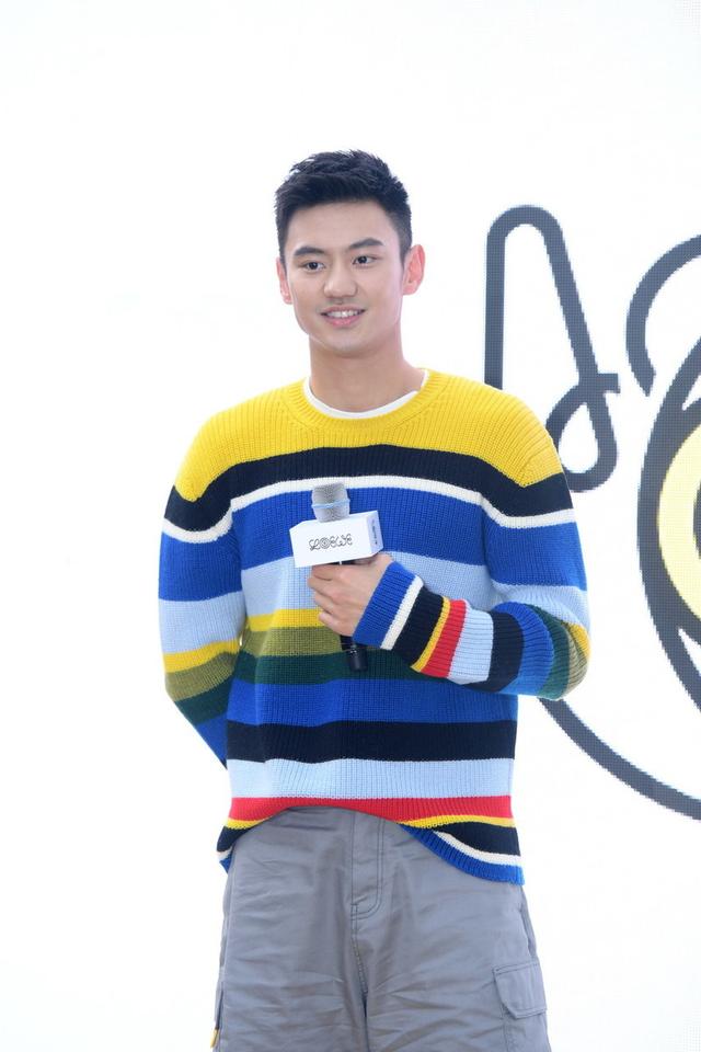 宁泽涛发表退役一周年感言灵魂高贵才是最大的体面