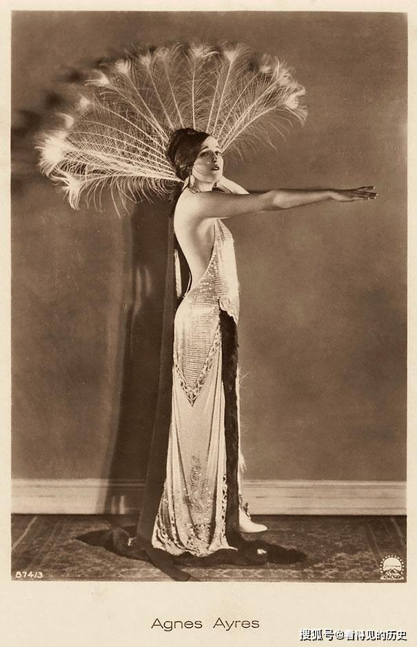 俄罗斯芭蕾舞女演员安娜·帕夫洛娃(anna pavlova).