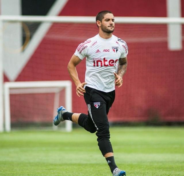 久违的面孔前中超大牌外援又进球当初没牵手热巴太可惜