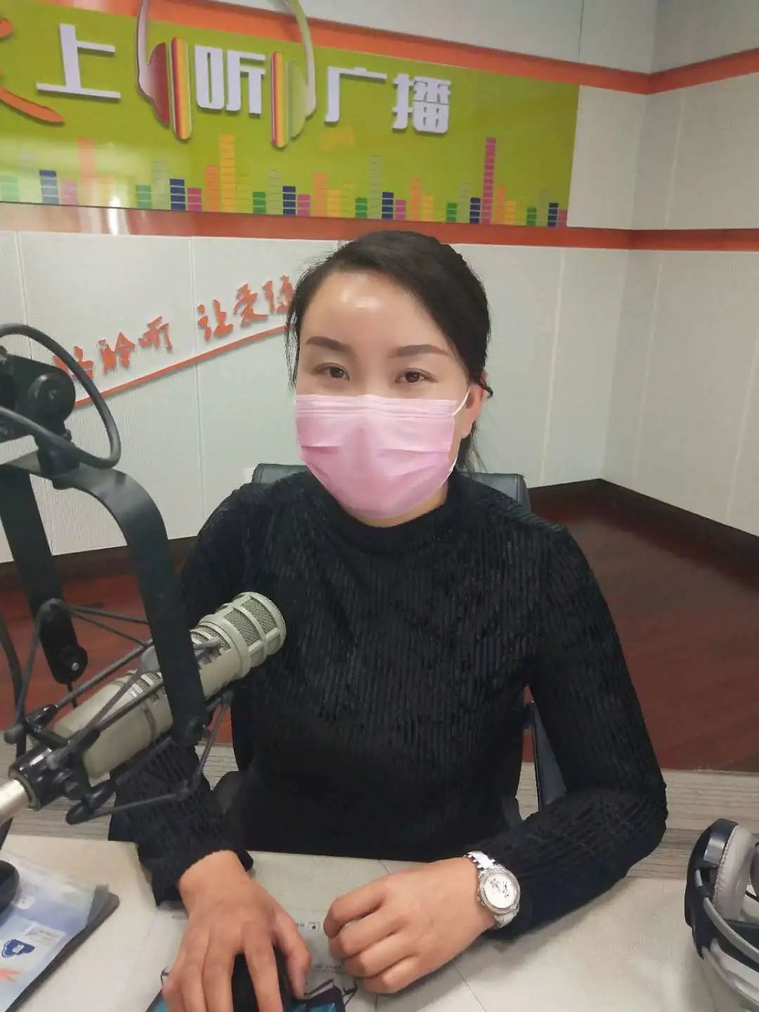 嘉 宾:高瑞在开课前我们联通通过线上培训的方式,完成对老师的指导