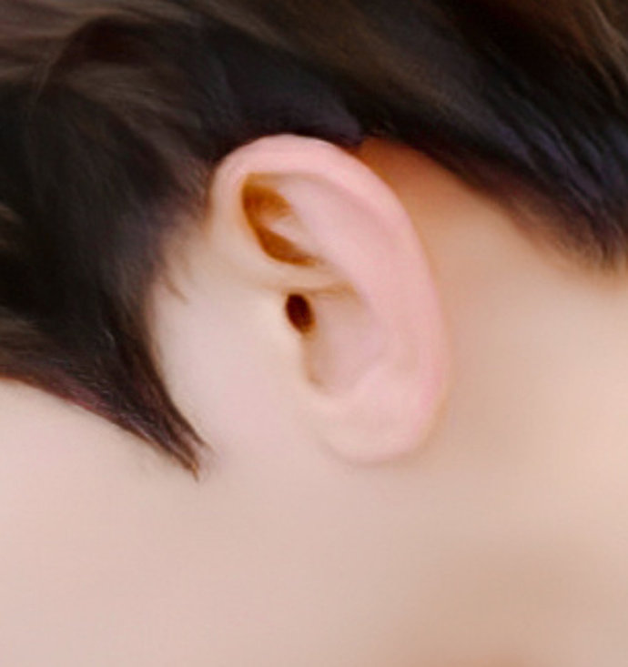 一个连耳朵都可爱的男孩子 蔡徐坤萌萌哒小耳朵合集