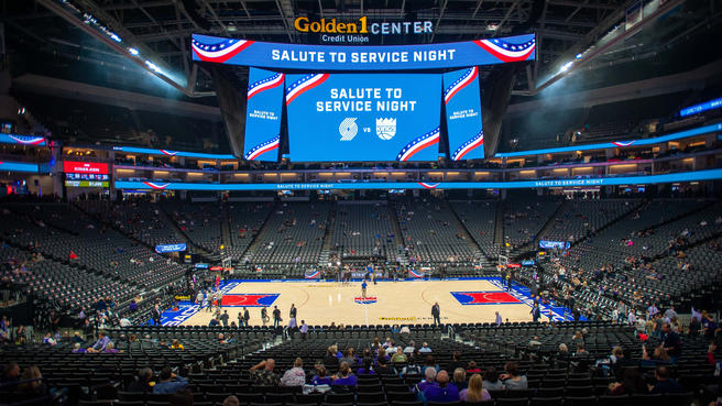 国王实施新冠病毒预防措施赛后对球馆全面消毒