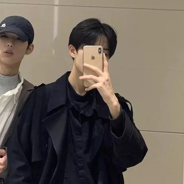 超甜闺蜜基友情头三五知己谈笑风生