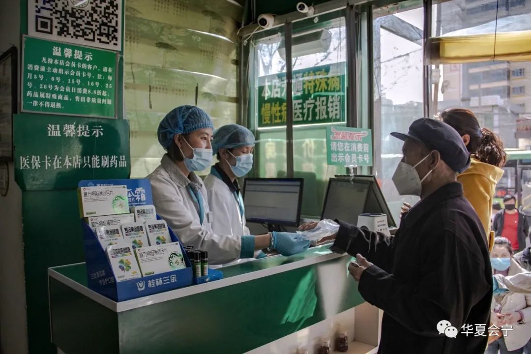 昨天,会宁投放2万只口罩,一抢而空