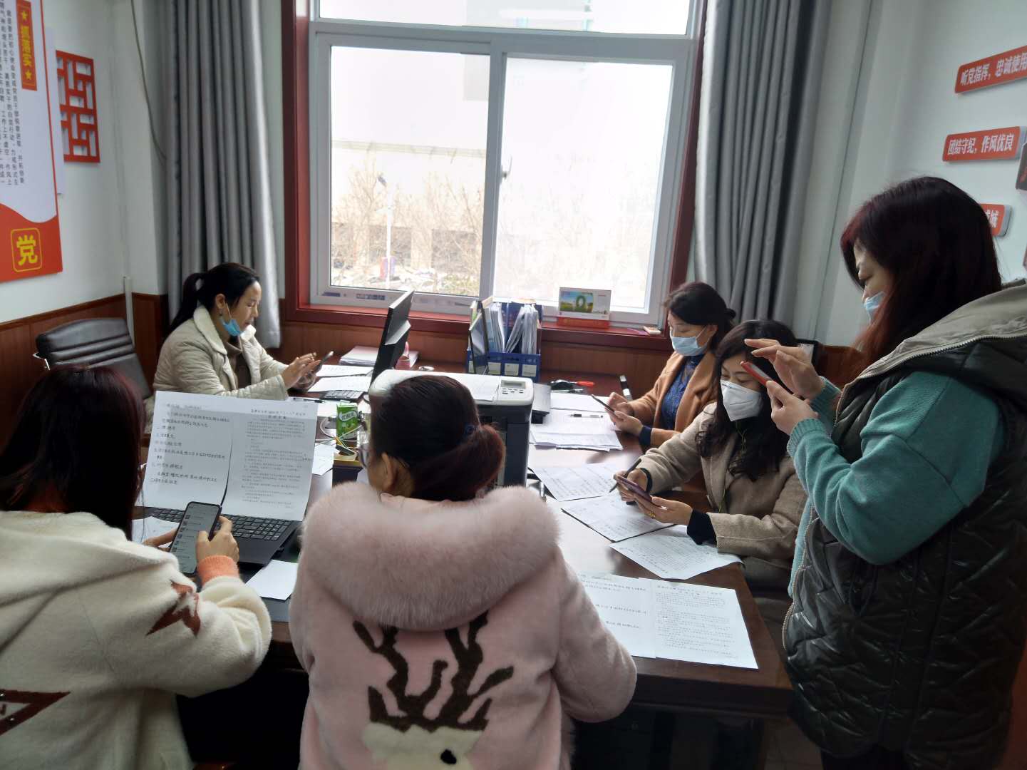陕州区大营镇温塘村:别出心裁庆