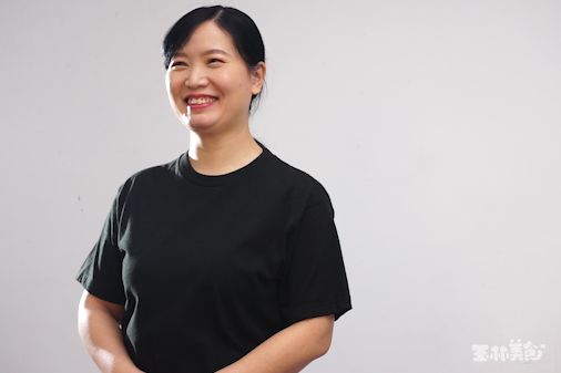 玉林市人民东路环卫小组班长梁玉梅 60后梁大姐是众多"城市黄玫瑰","