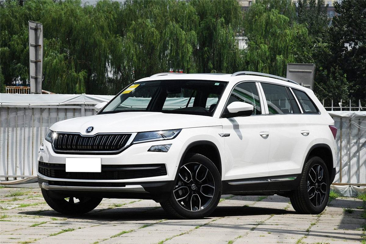 空间实用配置高家用出游奶爸爱25万三排座中型suv推荐