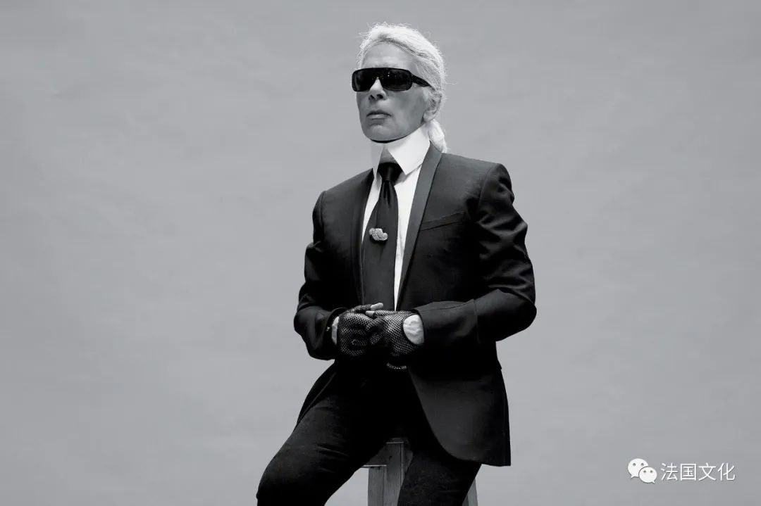 纯真的美(la beauté du bonheur ) ,卡尔·拉格斐:墨镜之下的老佛爷