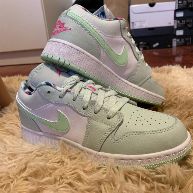 nike aj1低帮薄荷绿,绝对小清新,没跑了!你爱了吗?