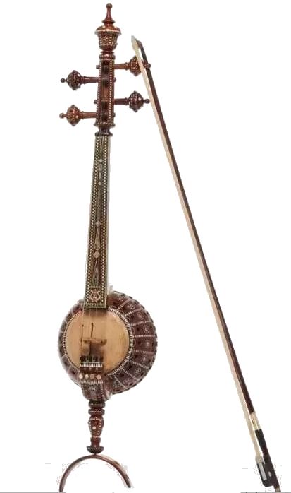 维吾尔族弹拨乐器,可用于独奏,民间器乐合奏或为歌舞伴奏  09 艾捷克